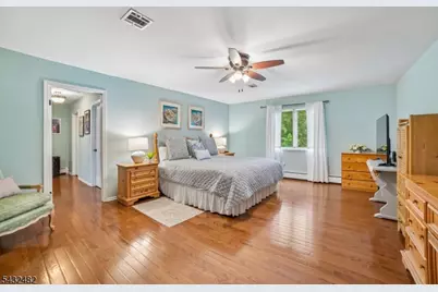 38 Howell Dr, Verona, NJ 07044 - Photo 21