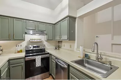 15 Wescott Road #15, Bedminster Township, NJ 07921 - Photo 11
