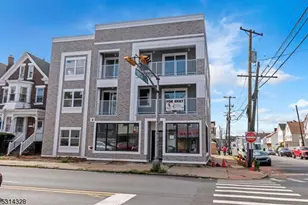862 E Jersey St, Elizabeth, NJ 07201 - Photo 1