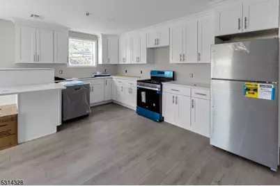 862 E Jersey St #2, Elizabeth, NJ 07201 - Photo 11