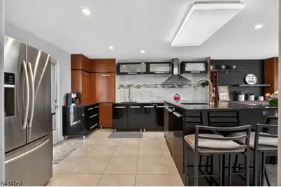 58 Continental Ave, Belleville, NJ 07109 - Photo 7