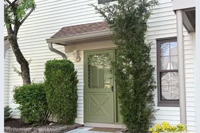 2513 Lighthouse Ln, Sayreville Boro, NJ 08859 - Photo 1