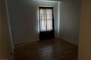 2513 Lighthouse Ln, Sayreville Boro, NJ 08859 - Photo 7