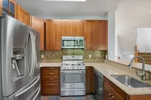 83 Arrowgate Dr, Randolph Township, NJ 07869 - Photo 7