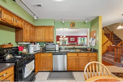 53 Woodledge Ct, Rockaway Township, NJ 07866 - Photo 9