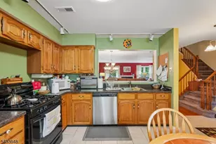 53 Woodledge Ct, Rockaway Township, NJ 07866 - Photo 9