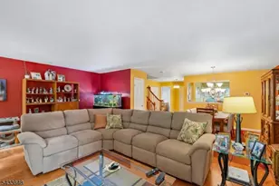 53 Woodledge Ct, Rockaway Township, NJ 07866 - Photo 5