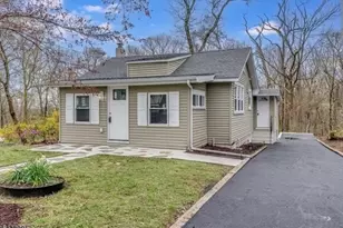 93 Minnisink Rd, Jefferson Township, NJ 07849 - Photo 1