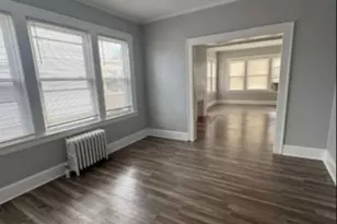 421 Berwick St, Orange, NJ 07050 - Photo 3