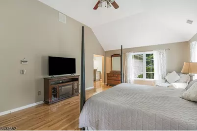 8 Yohn Dr, Bridgewater Twp., NJ 08807 - Photo 27