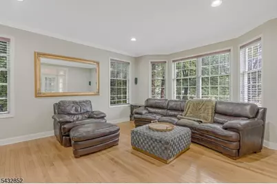 8 Yohn Dr, Bridgewater Twp., NJ 08807 - Photo 7