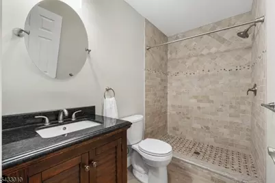 637 Mountain Ave, Berkeley Heights Township, NJ 07922 - Photo 9