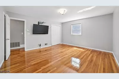 743 Wood Avenue, Edison, NJ 08820 - Photo 15