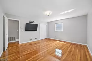 743 Wood Ave, Edison, NJ 08820 - Photo 15