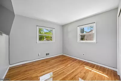 743 Wood Avenue, Edison, NJ 08820 - Photo 23