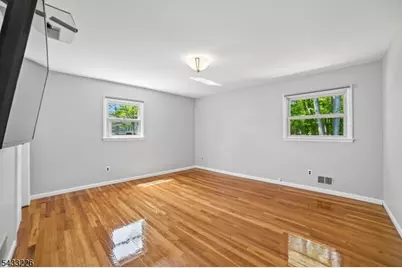 743 Wood Avenue, Edison, NJ 08820 - Photo 17