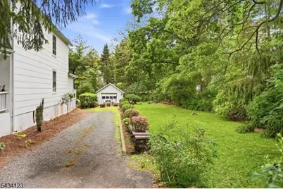 12 Bodnar St, Bernardsville, NJ 07924 - Photo 3