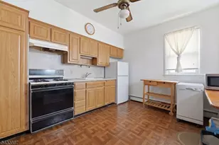 598 Van Houten Ave, Clifton, NJ 07013 - Photo 3