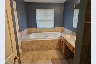 60 Jackson Ave, Montgomery Township, NJ 08540 - Photo 15