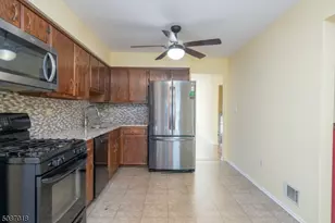129 Patriots Rd, Parsippany, NJ 07950 - Photo 7