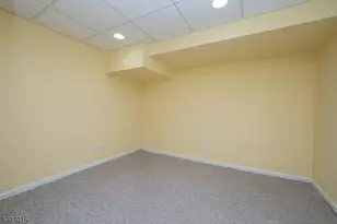 129 Patriots Rd, Parsippany, NJ 07950 - Photo 19