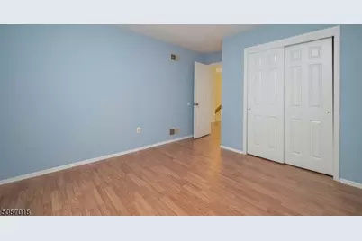129 Patriots Rd, Parsippany, NJ 07950 - Photo 17