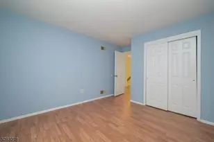 129 Patriots Rd, Parsippany, NJ 07950 - Photo 17