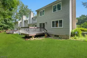 129 Patriots Rd, Parsippany, NJ 07950 - Photo 21