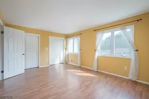 129 Patriots Rd, Parsippany, NJ 07950 - Photo 11