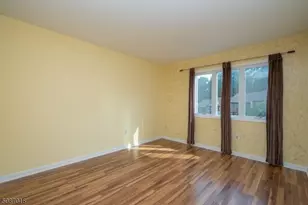 129 Patriots Rd, Parsippany, NJ 07950 - Photo 9
