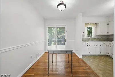26 Briar Ln, Nutley, NJ 07110 - Photo 7
