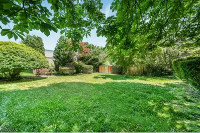 26 Briar Ln, Nutley, NJ 07110 - Photo 25