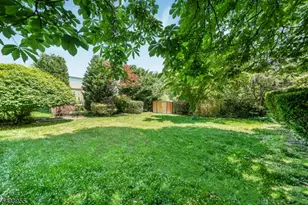 26 Briar Ln, Nutley, NJ 07110 - Photo 25