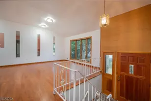 859 Lake Shore Dr, Parsippany, NJ 07054 - Photo 5