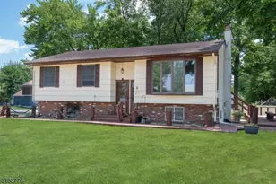 859 Lake Shore Dr, Parsippany, NJ 07054 - Photo 3