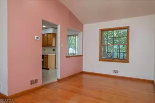 859 Lake Shore Dr, Parsippany, NJ 07054 - Photo 11