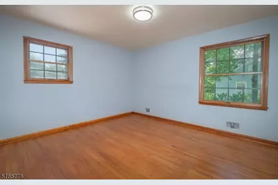 859 Lake Shore Dr, Parsippany, NJ 07054 - Photo 19