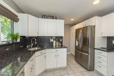 10 Irving Pl, Nutley, NJ 07110 - Photo 11