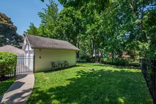 10 Irving Pl, Nutley, NJ 07110 - Photo 25