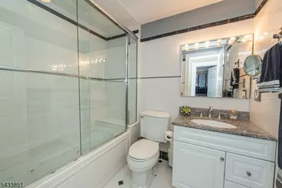 10 Irving Pl, Nutley, NJ 07110 - Photo 19