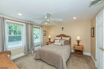 10 Irving Pl, Nutley, NJ 07110 - Photo 17