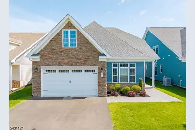 22 Samjan Cir, Robbinsville Township, NJ 08520 - Photo 1