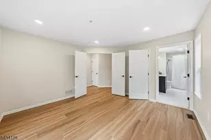 502 Rhoads Dr, Montgomery Township, NJ 08502 - Photo 5