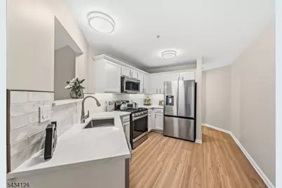 502 Rhoads Dr, Montgomery Township, NJ 08502 - Photo 13
