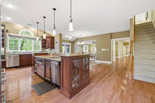 8 Ridgeline Drive, Washington Township, NJ 07853 - Photo 15