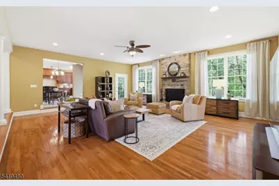 8 Ridgeline Dr, Washington Township, NJ 07853 - Photo 19