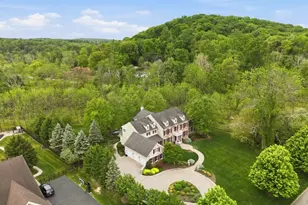 8 Ridgeline Drive, Washington Township, NJ 07853 - Photo 3