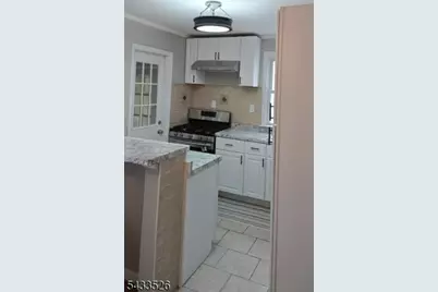 26 Charles St, Metuchen, NJ 08840 - Photo 15