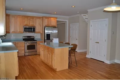 20 O Shea Ln, Summit, NJ 07901 - Photo 5