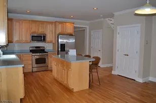 20 O Shea Ln, Summit, NJ 07901 - Photo 5